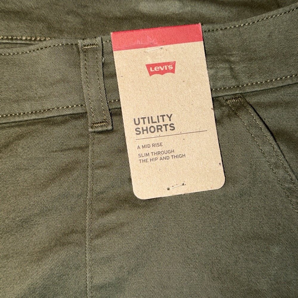 Levi's Utility Shorts Womens Size 34 Waist 38" Mid Rise Olive Green NWT - Picture 2 of 7